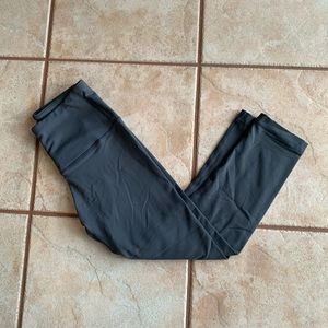 Dark Gray 90 Degree by Reflex Crop Leggings